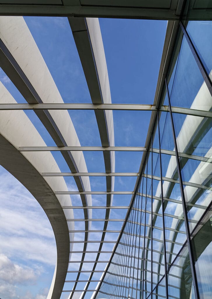 The steel elements of the Walkie-Talkie building, London, showing the curved shaping.